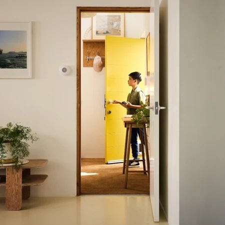 Wewnętrzna syrena Yale Smart Alarm Hub