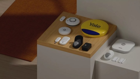 Yale AL-SK2-1A-EU Smart Alarm Starter+ Kit (1x Hub, 1x keypad, 2xPIR, 2x DC)