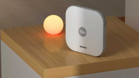 Yale AL-SK2-1A-EU Smart Alarm Starter+ Kit (1x Hub, 1x keypad, 2xPIR, 2x DC)