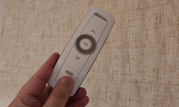 Pilot do rolet - co warto wiedzieć przed zakupem?